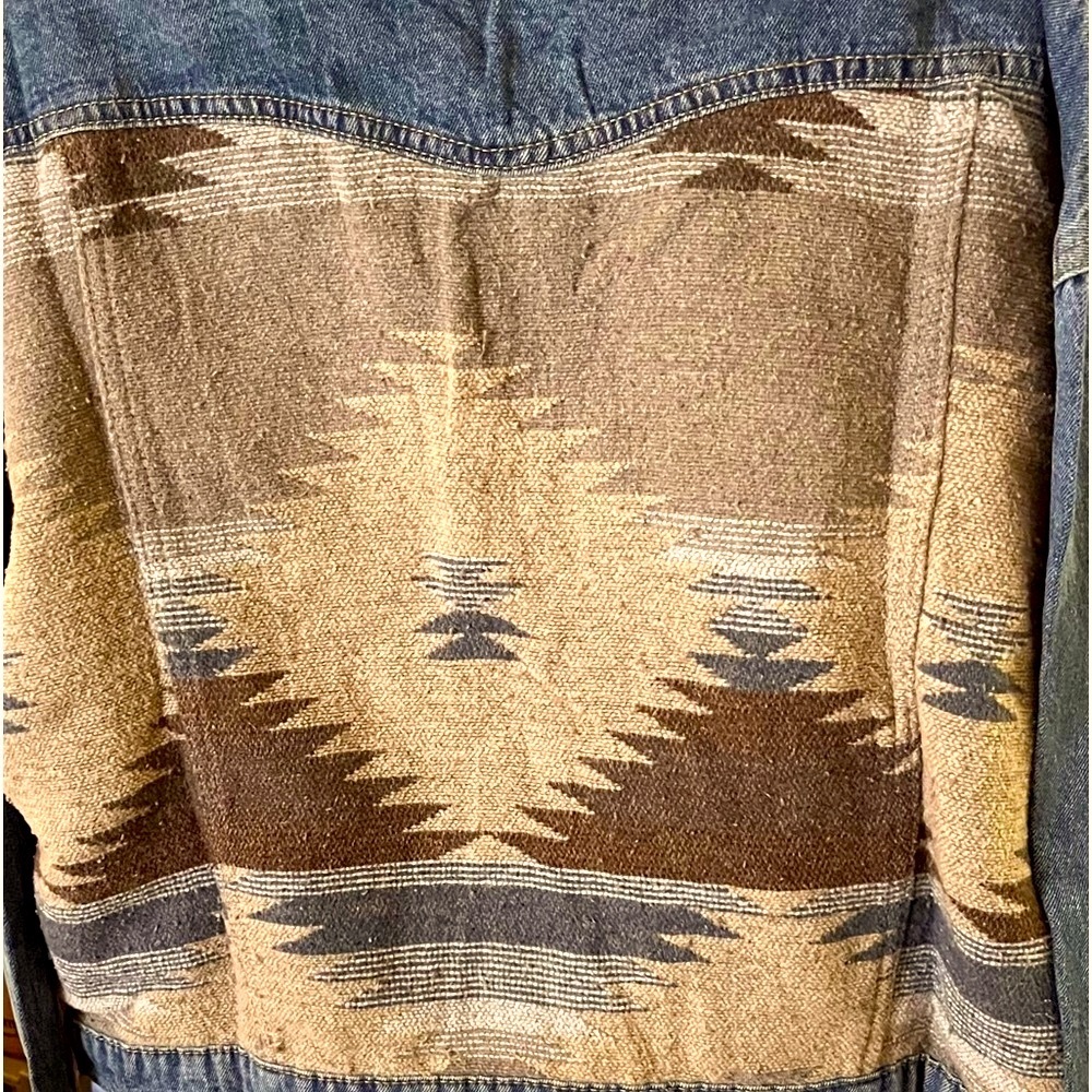 Denim jacket Aztec Pattern Jacket Aztec Patterned Design New Boutique - Picture 8 of 14